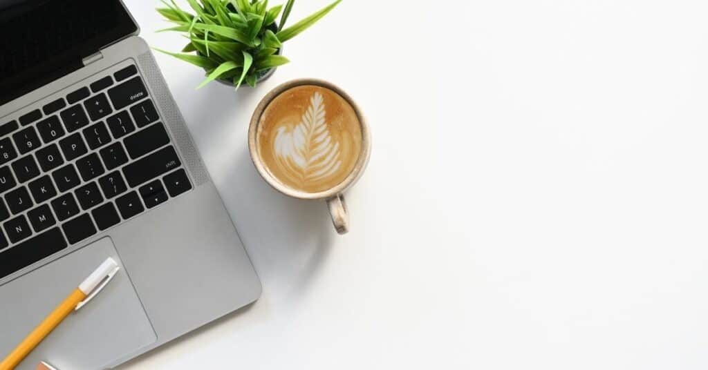 A nice clean desk to help when you feel overwhelmed.