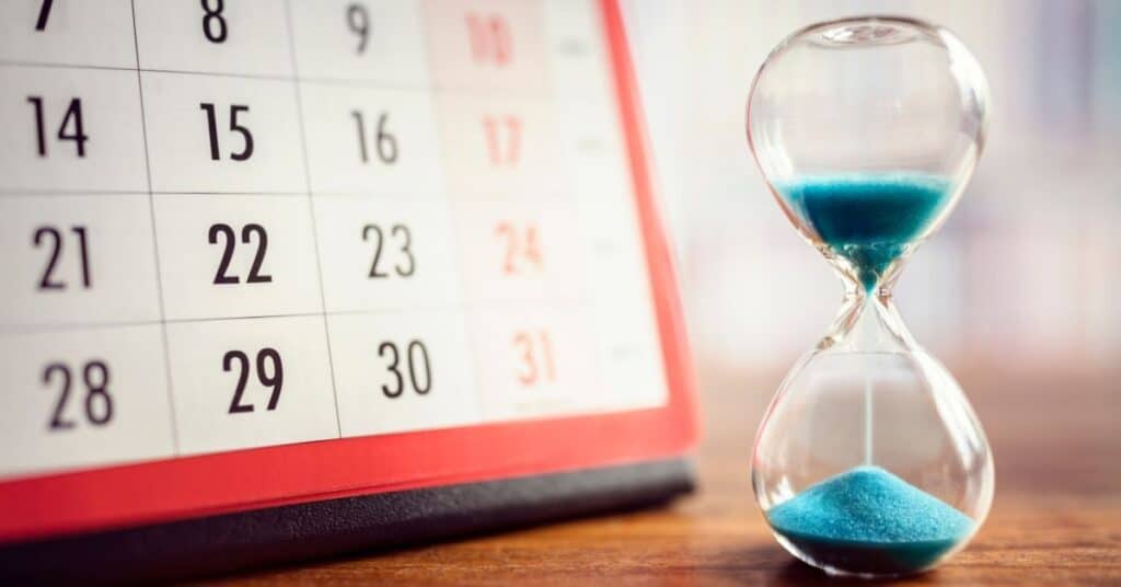 Calendar and timer: best time to have a baby tips for pregnant teachers